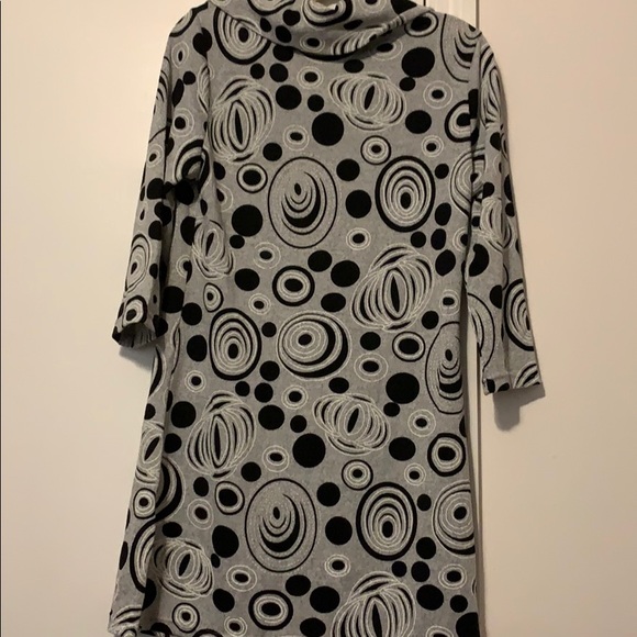 Like new! Papillon Medium tunic or mini dress - Picture 3 of 5